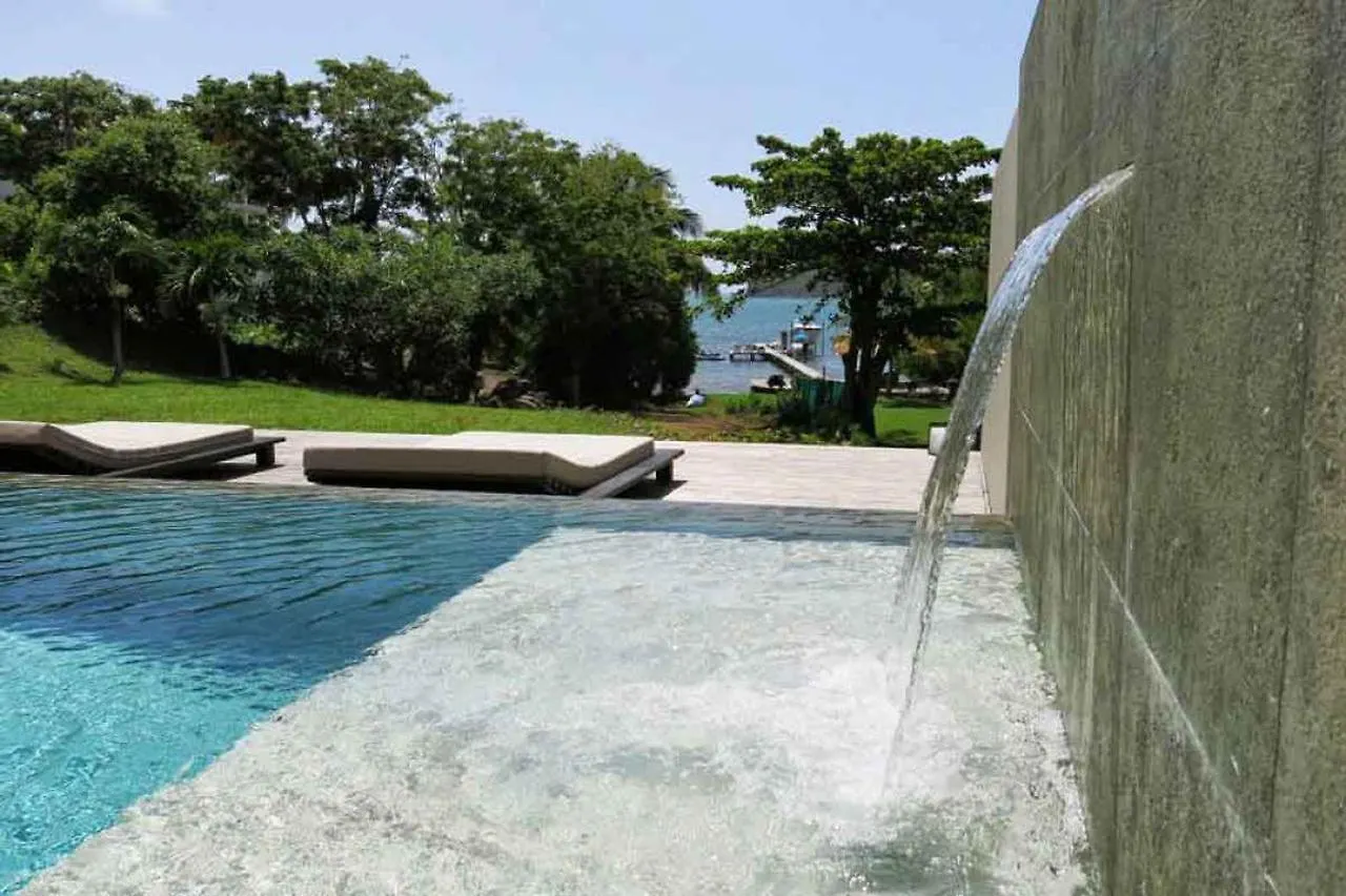 Luxury Waterfront Villa Mqfr08 Le François 0*,